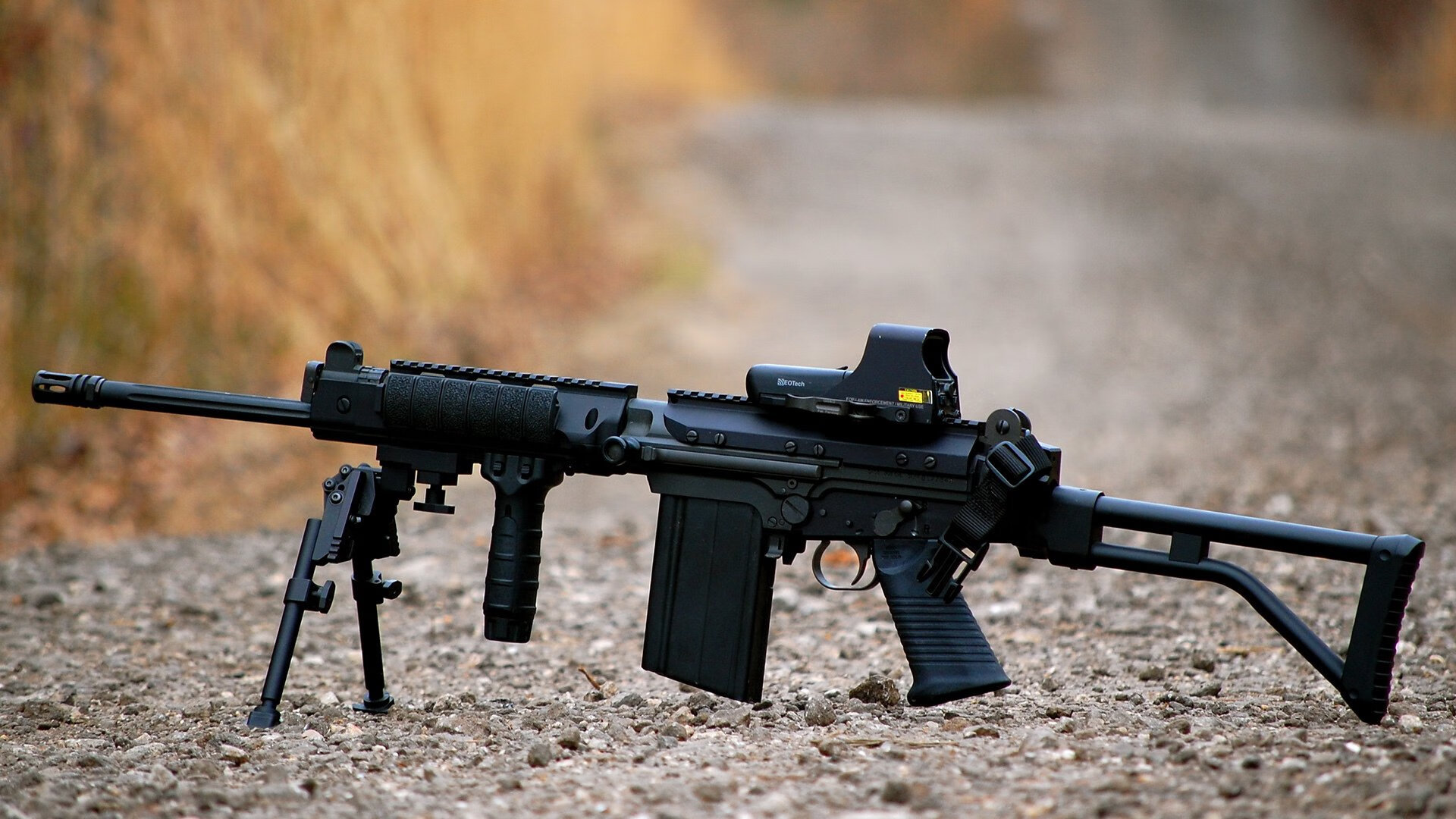 掘金队约基奇成为首位背靠背三双场均中锋，掘金队约基奇之前的中锋